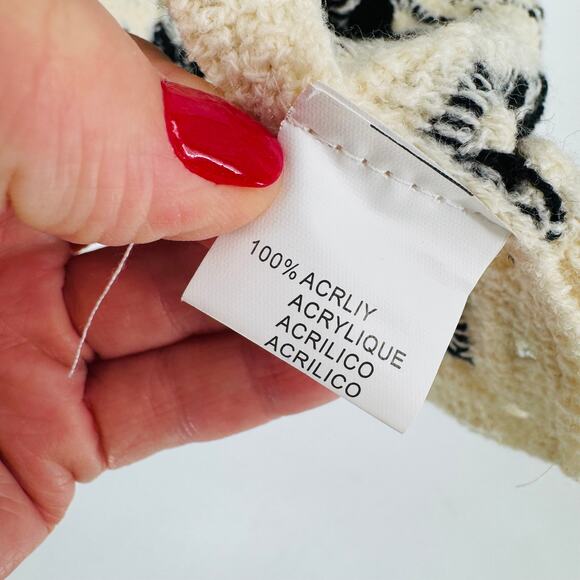 Boutique Crochet Cardigan Sweater Jacket Black Cream Open Front NWT One Size - Picture 7 of 9